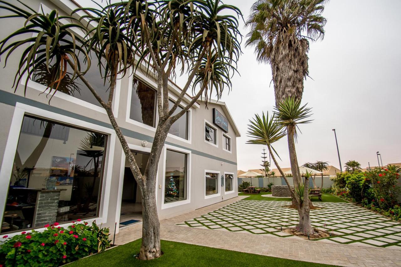 Sea View Bliss Guesthouse With Self Catering 스바코프문트 외부 사진